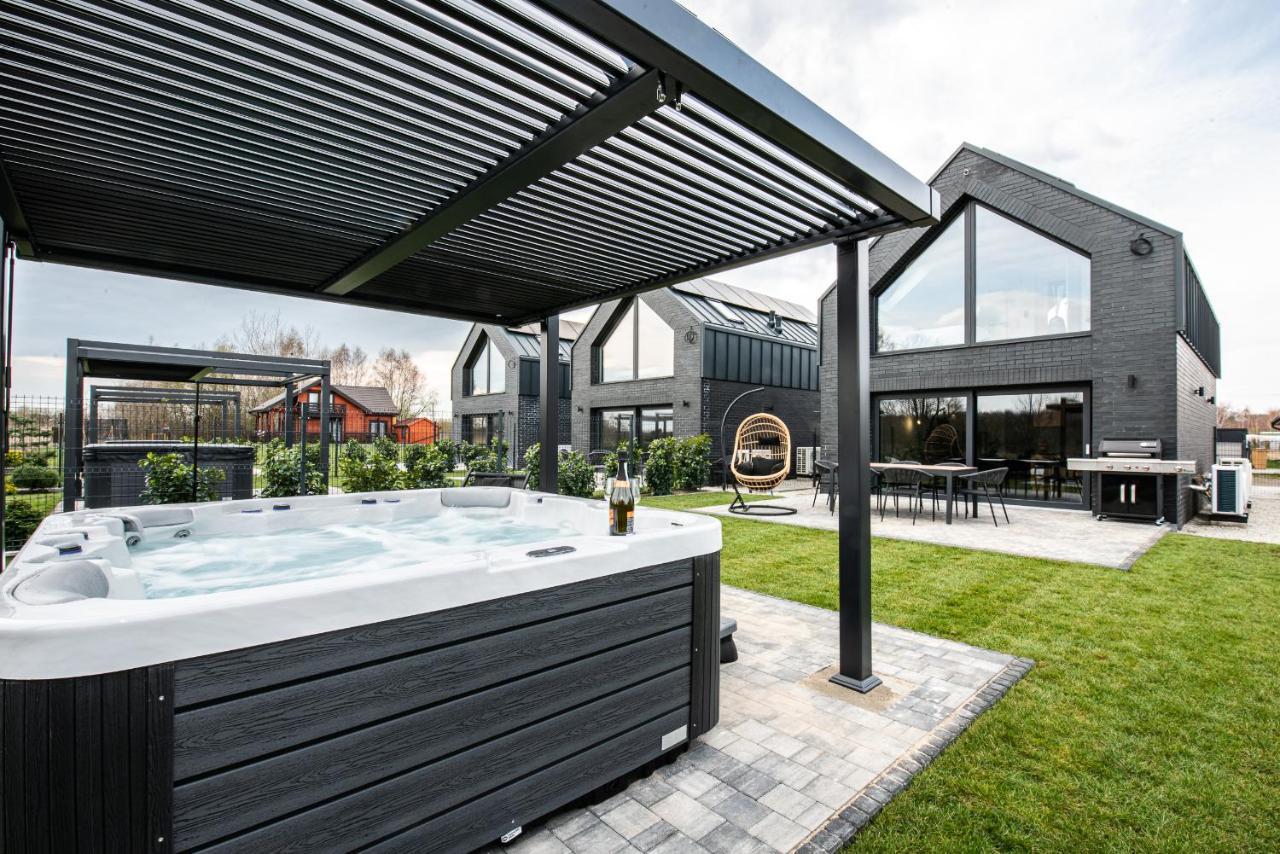 Odnova - Holiday Home With Spa Bobolin Dış mekan fotoğraf